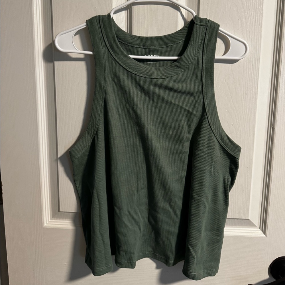 2X Old Navy Ribbed Tank Top